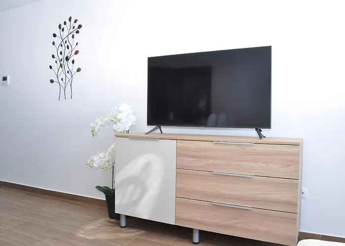 Sunnyside * 马卡尔斯卡