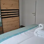 Sunnyside 마카르스카